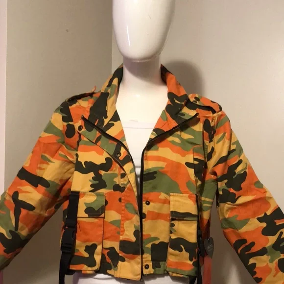 NWT CAMO JACkET - Picture 9 of 10